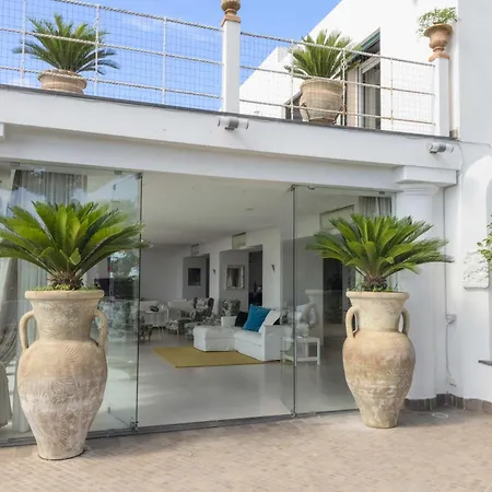 Villa Con Piscina Con 8 Matrimoniali Ad Anacapri, By La Canostra Capri Anacapri (Isola di Capri)