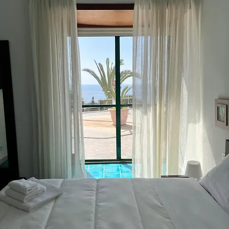 Villa Con Piscina Con 8 Matrimoniali Ad Anacapri, By La Canostra Capri Anacapri (Isola di Capri)